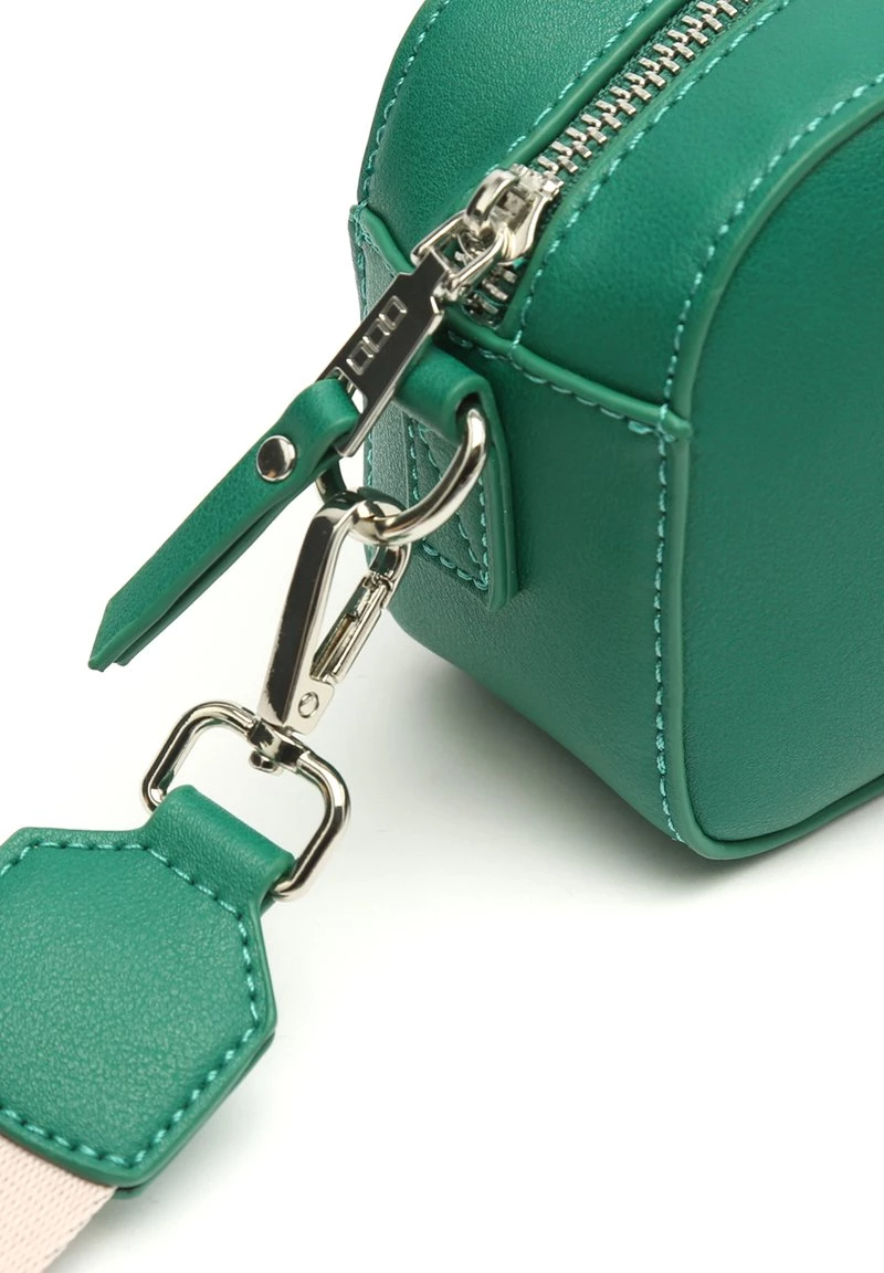 MISAKO Femme MIREKU Sac Bandoulière Green 4 MISAKO Femme MIREKU Sac Bandoulière Green – Image 4