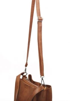 MISAKO CONTI Sac à Main Camel Femme -Promos MISAKO Boutique 0e20751073ef444a95ce236bea7adc6a