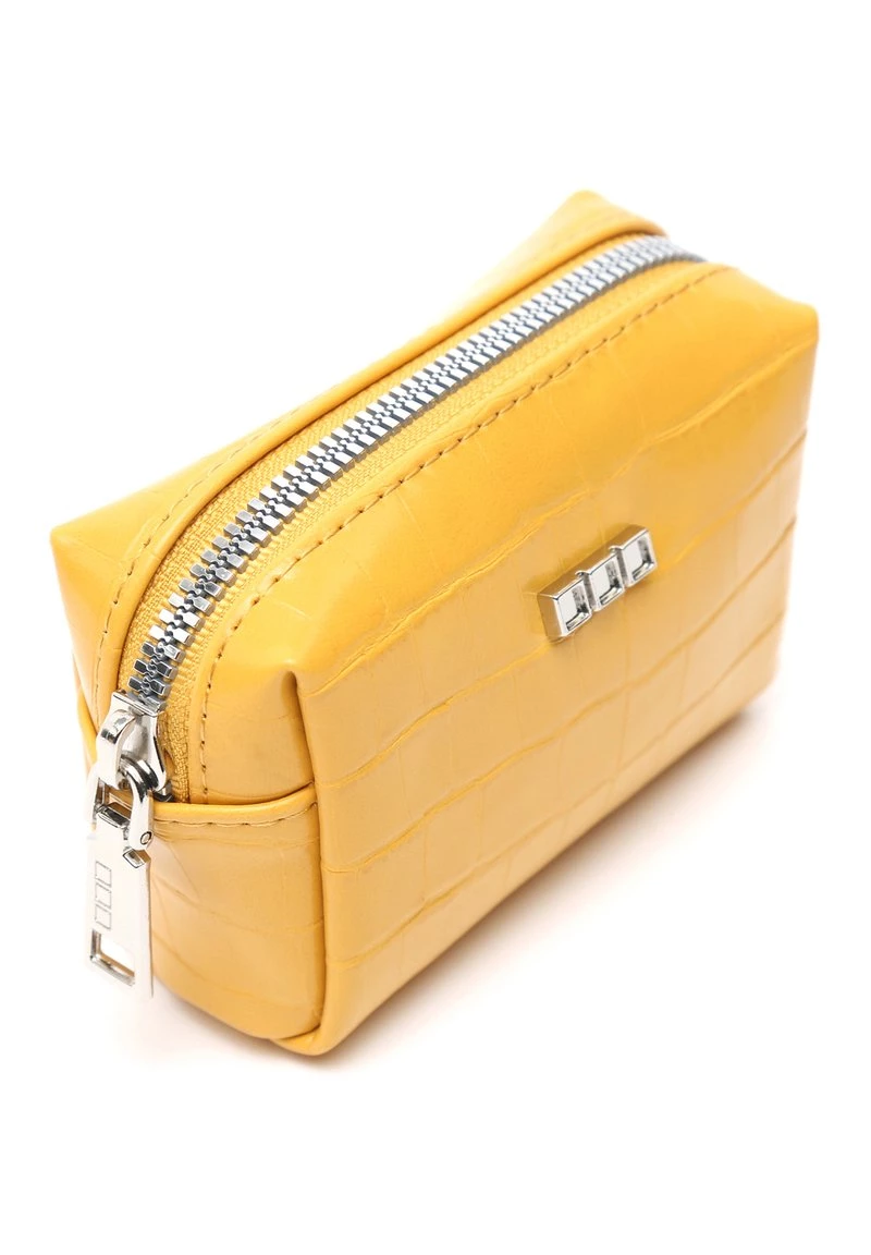 MISAKO Femme PASTEL Portefeuille Yellow 2 MISAKO Femme PASTEL Portefeuille Yellow – Image 2