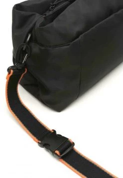 MISAKO Femme FRIEND Sac Bandoulière Black -Promos MISAKO Boutique 235ed2d7087744e1b1055a54ff4d0ba9