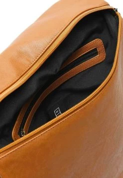 MISAKO Femme Sac De Randonnée Camel -Promos MISAKO Boutique 42084423e7e647cfbe7780ccd5822a70