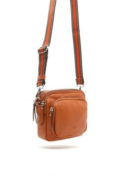 MISAKO Femme PETRIS Sac Bandoulière Cognac -Promos MISAKO Boutique 47e796b65561425aa3be69a4a69c930c