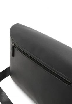 MISAKO Unisex Sac Bandoulière Black 7 MISAKO Unisex Sac Bandoulière Black -Promos MISAKO Boutique 55d3e9d2c0c144779441ce9e85606aef