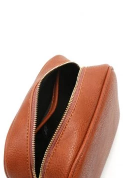 MISAKO CAMARI Sac Bandoulière Camel Femme 9 MISAKO CAMARI Sac Bandoulière Camel Femme -Promos MISAKO Boutique 5f2d9fe44ec940ffab3a90d0dd2f6b0d