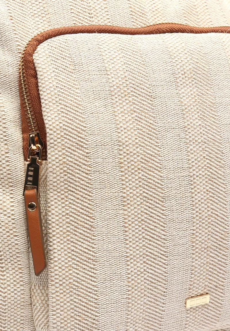 MISAKO KORSI Sac à Dos Sand Femme 4 MISAKO KORSI Sac à Dos Sand Femme – Image 4