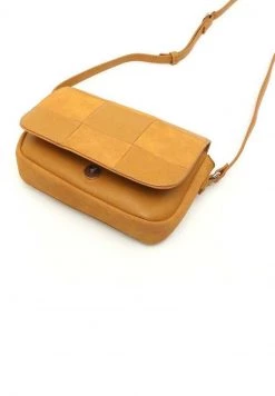 MISAKO Femme KRATOS Sac Bandoulière Yellow -Promos MISAKO Boutique 7f974a4bcfb546f8993b3e35ae6ffcc7