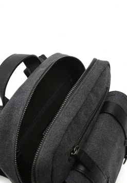 MISAKO FLANAGAN Sac à Dos Black Unisex 9 MISAKO FLANAGAN Sac à Dos Black Unisex -Promos MISAKO Boutique a08974f69bc7429db9df4f23f63be9bf