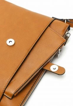 MISAKO Femme SWING Sac Bandoulière Camel -Promos MISAKO Boutique c0c2e9c95af94e18bf545148033999c0