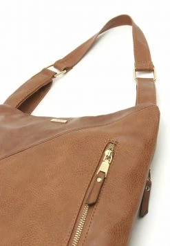 MISAKO Sac à Dos Camel Femme -Promos MISAKO Boutique ee929ff22b9b465a9324279e7c038f42