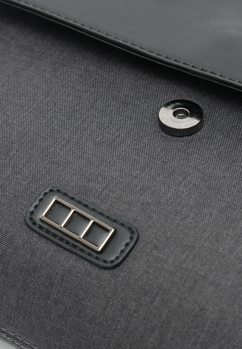 MISAKO DIPO Sac Bandoulière Grey Unisex 4 MISAKO DIPO Sac Bandoulière Grey Unisex – Image 4